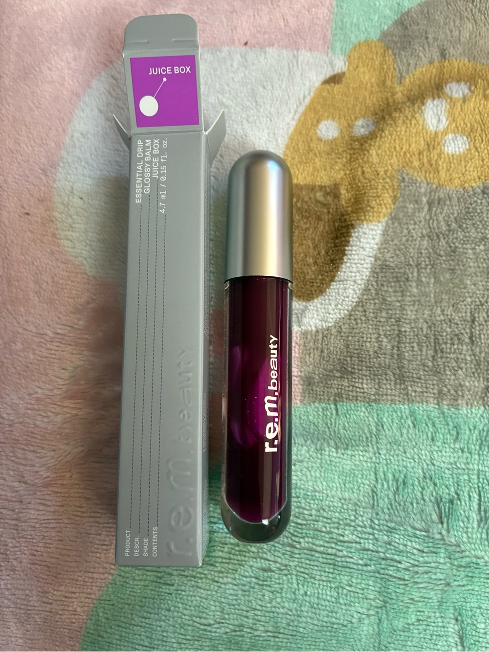 r.e.m. beauty Essential Drip Glossy Balm - JUICE BOX 4.7ml